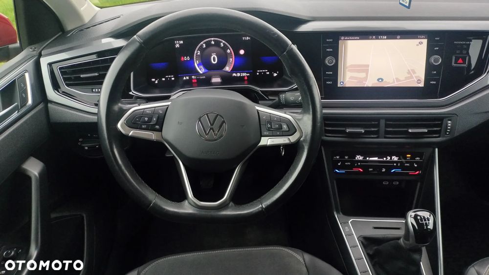Volkswagen Polo 1.0 TSI Special Edition - 15