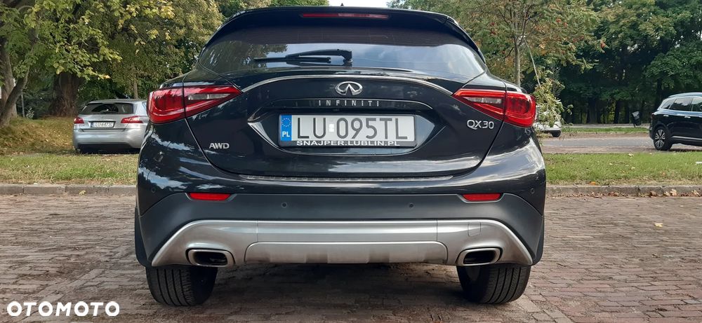 Infiniti QX30 2.0t Luxe Tech AWD 7DCT - 13