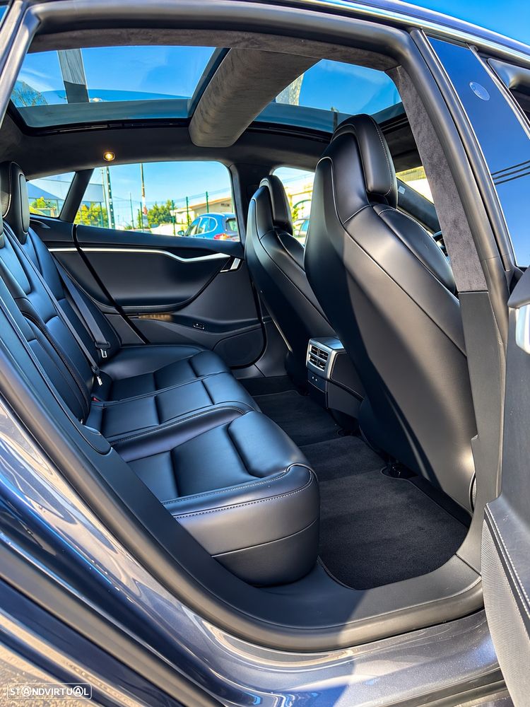 Tesla Model S Long Range AWD - 12