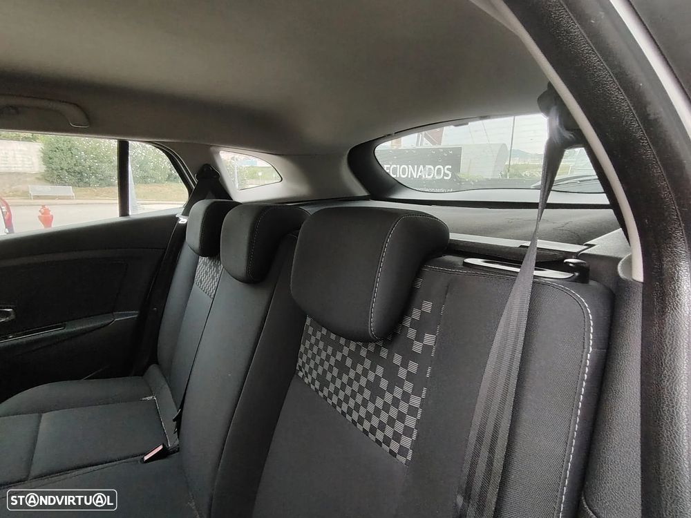 Renault Mégane Sport Tourer ENERGY dCi 110 Start & Stopp Dynamique - 15