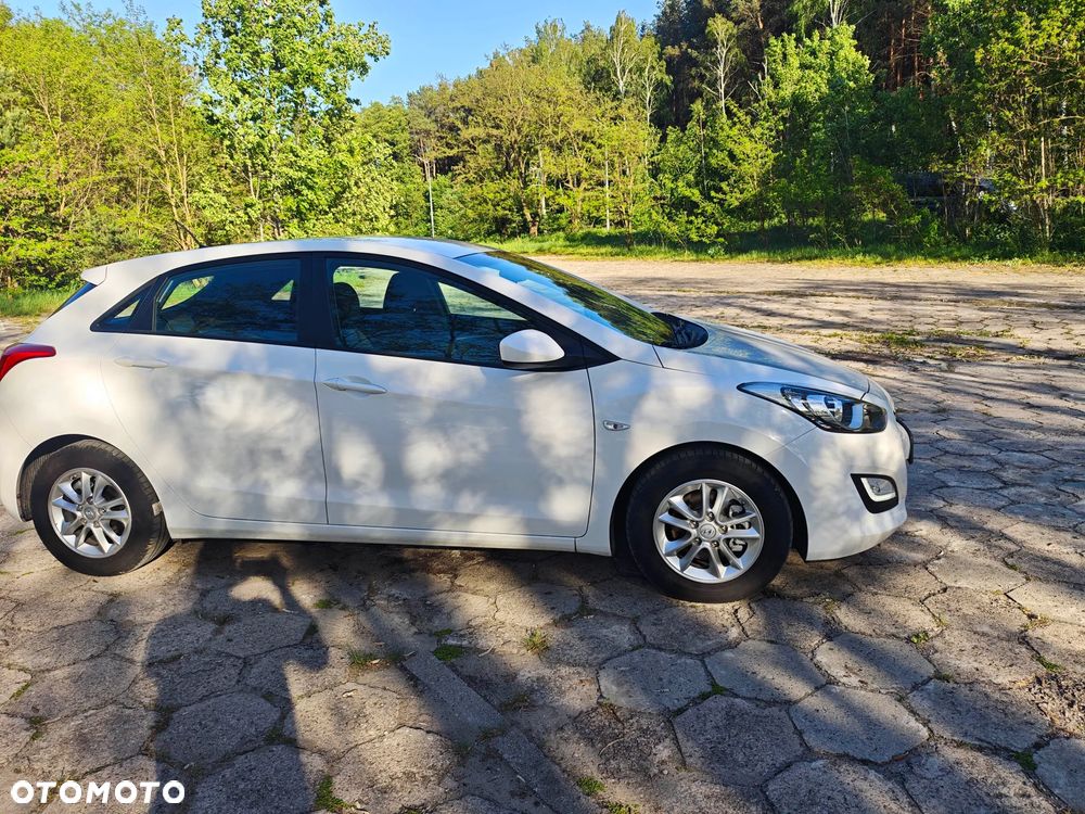 Hyundai i30 1.4 Trend - 8