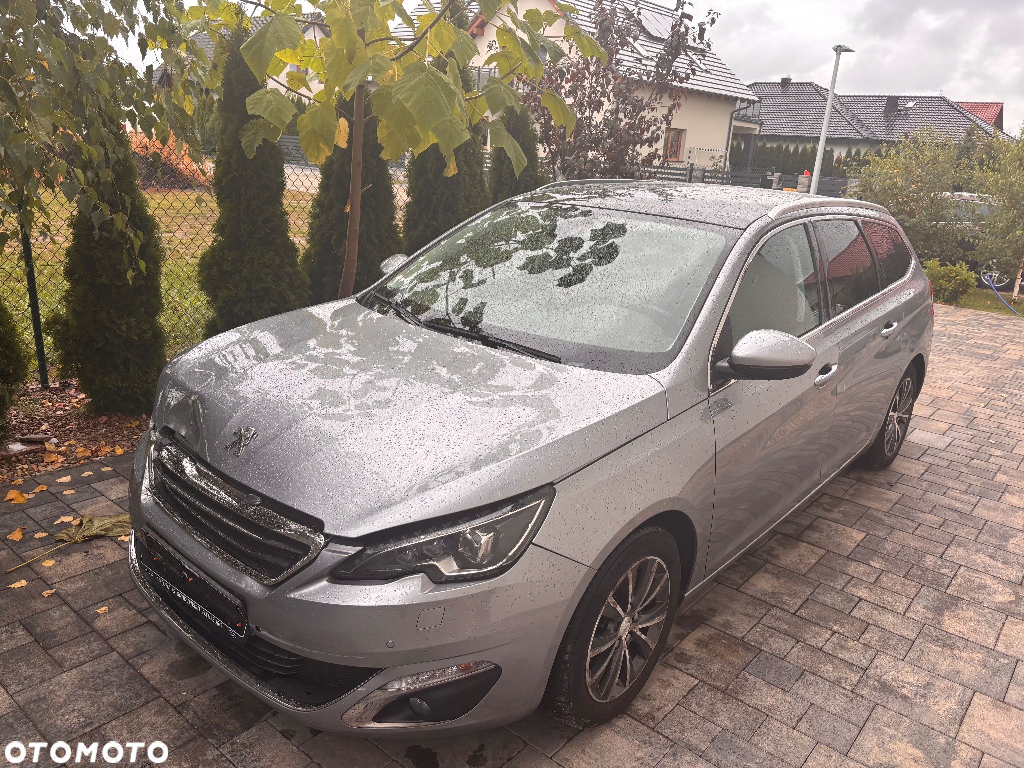 Peugeot 308 SW PureTech 110 Stop & Start Active Pack - 1