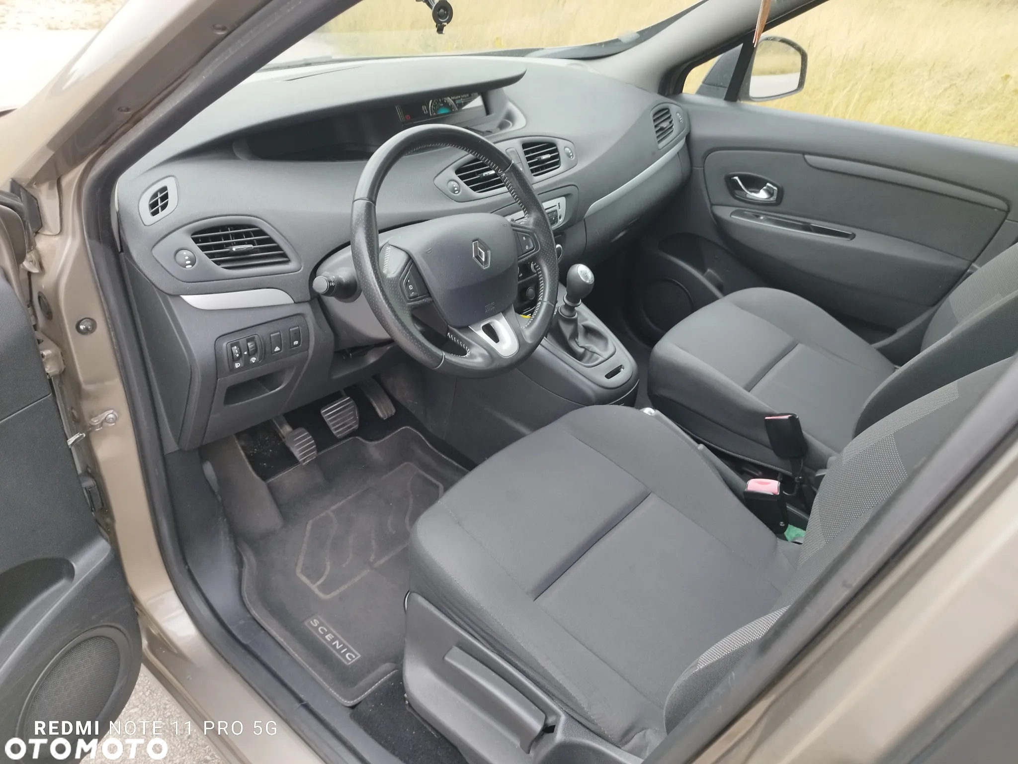 Renault Scenic ENERGY dCi 110 EXPERIENCE - 30
