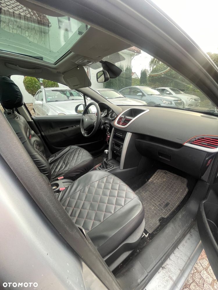 Peugeot 207 1.4 16V Trendy - 19