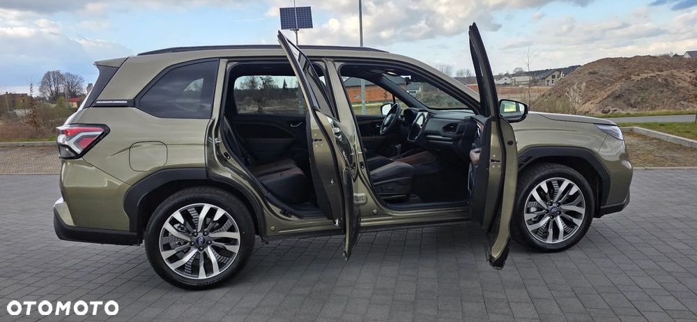 Subaru Forester 2.0ie Lineartronic Platinum - 23