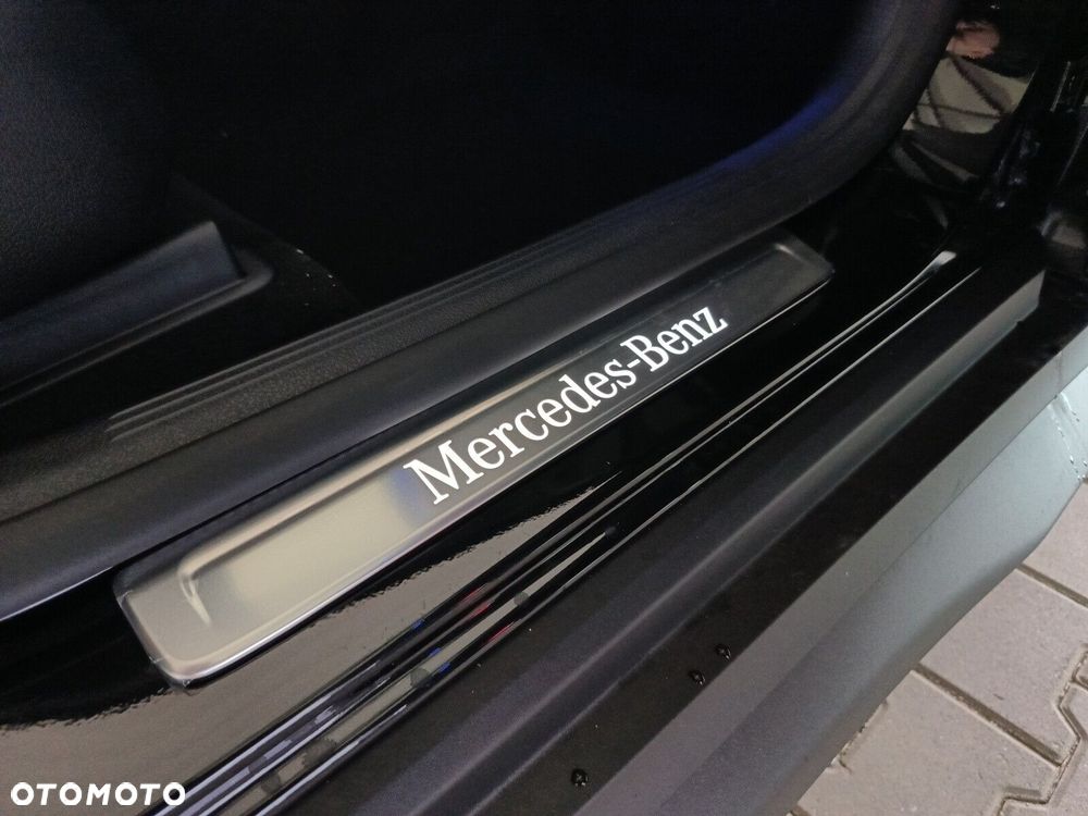 Mercedes-Benz GLC - 37