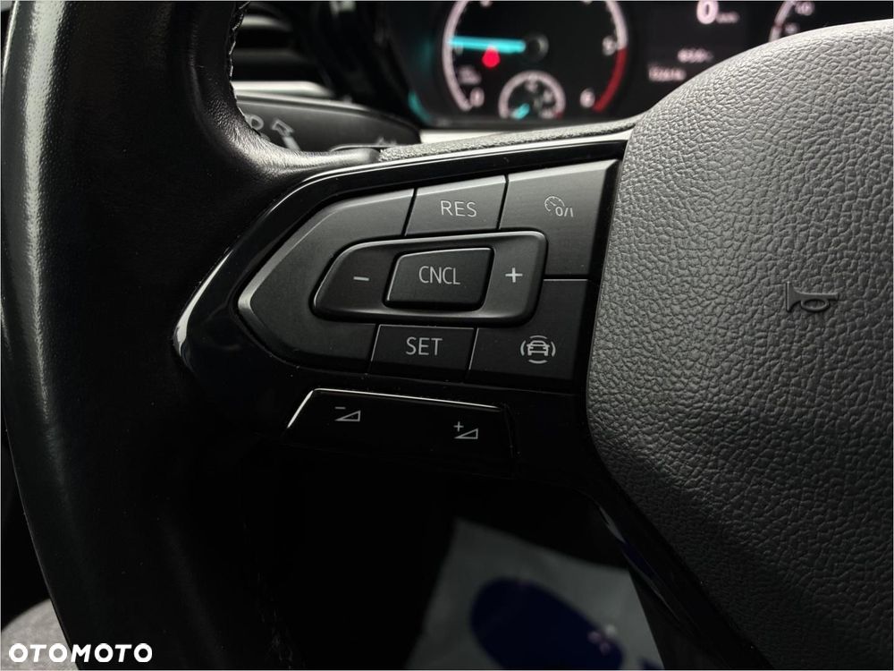 Ford Tourneo Connect 2.0 EcoBlue Active - 19