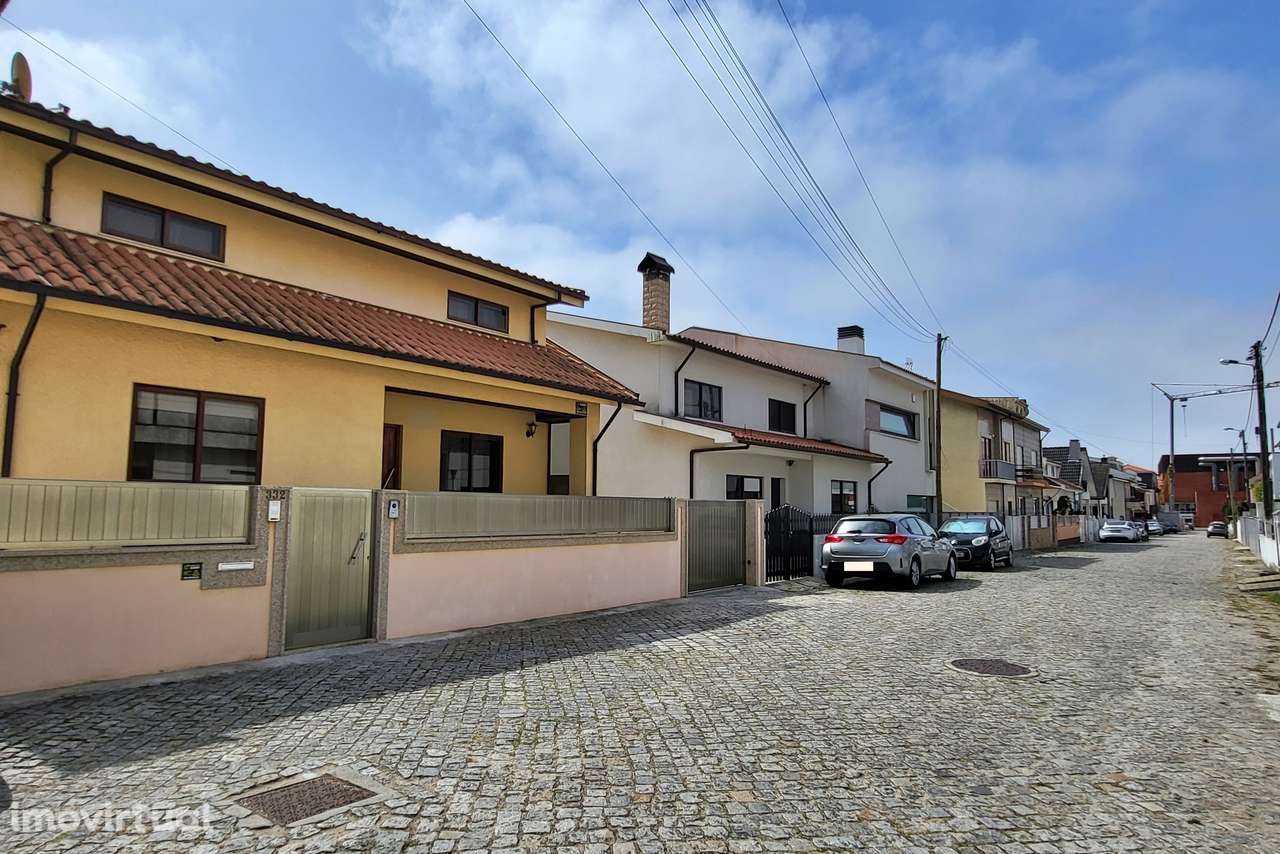 Moradia T4 Venda em Póvoa de Varzim, Beiriz e Argivai,Póvoa de Varzim - Grande imagem: 3/45