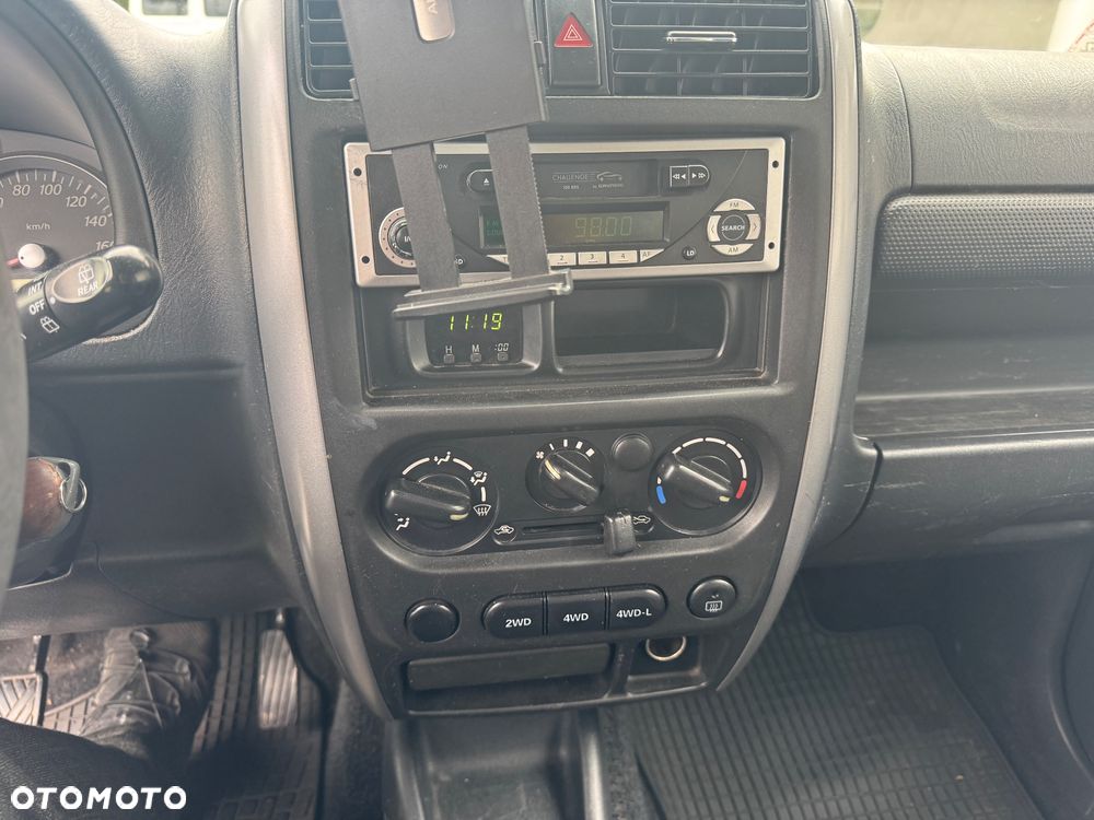 Suzuki Jimny 1.5 DDiS Club - 10