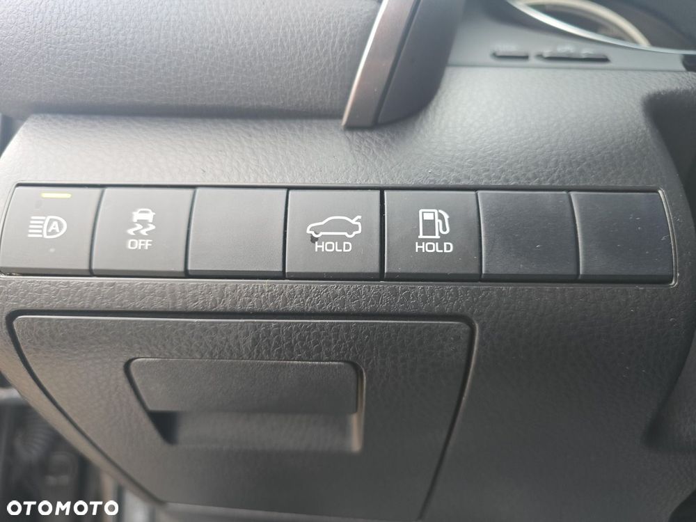 Toyota Camry 2.5 Hybrid Executive CVT - 21