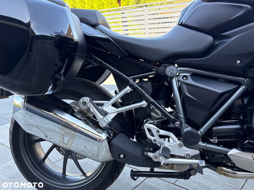 BMW RS - 11