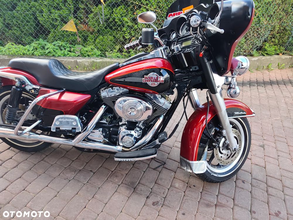 Harley-Davidson FLHTCU Ultra - 2