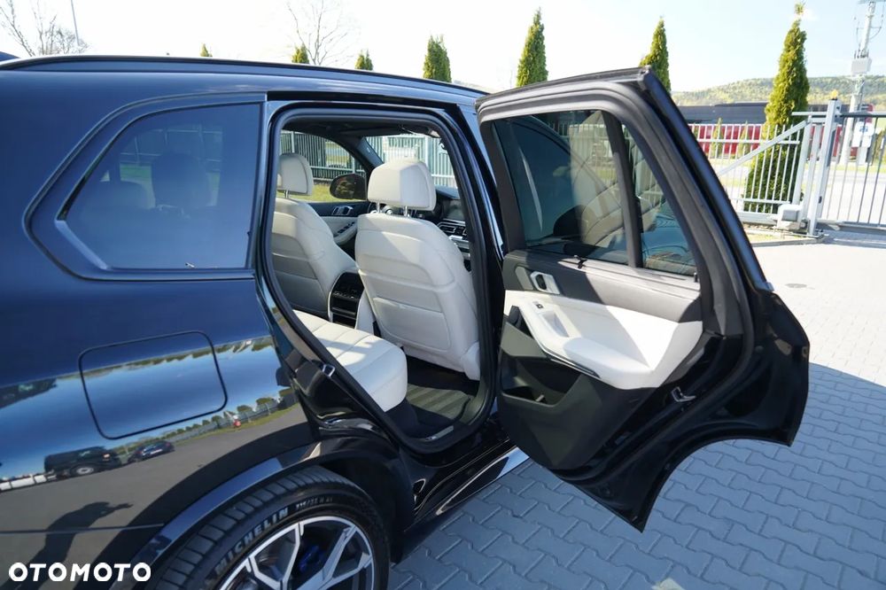 BMW X5 xDrive25d - 38