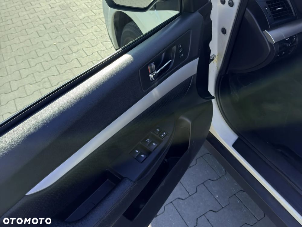 Subaru Outback 2.0D Comfort Lineartronic - 10