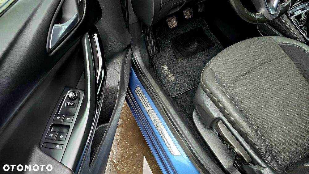 Opel Astra 1.4 Turbo Dynamic - 10