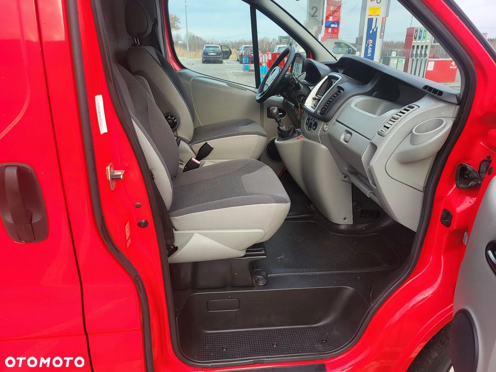 Opel Vivaro - 30