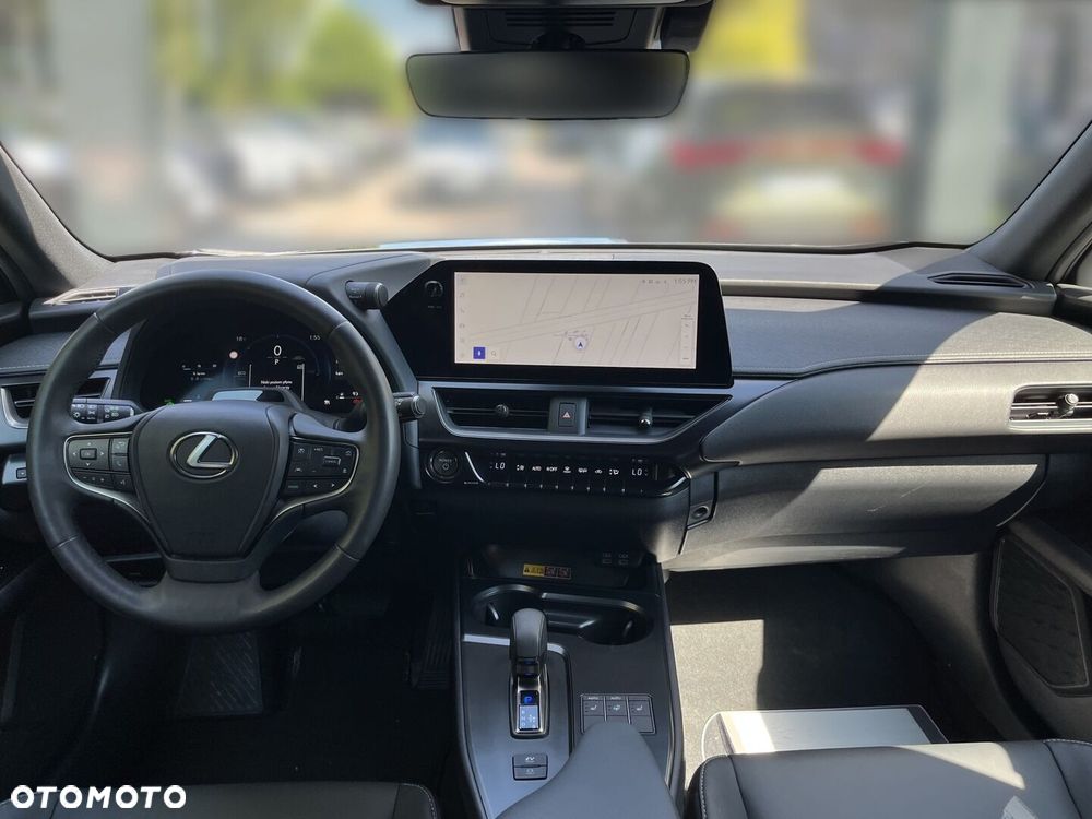 Lexus UX 300h F Sport Design - 7
