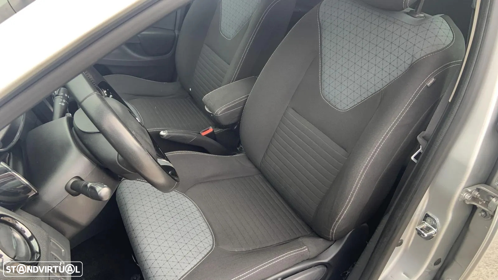 Renault Clio 1.5 Blue dCi Zen - 12