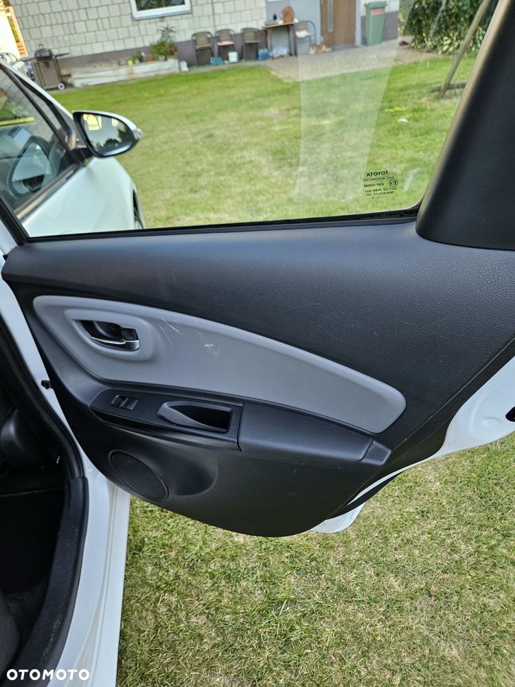 Toyota Yaris 1.0 Active - 27