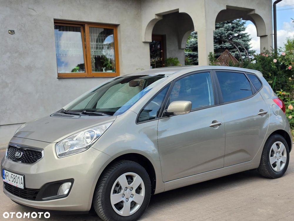 Kia Venga - 5