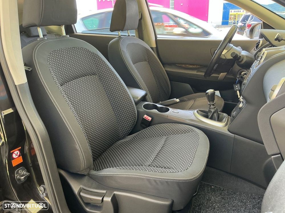 Nissan Qashqai 1.5 dCi tekna - 11