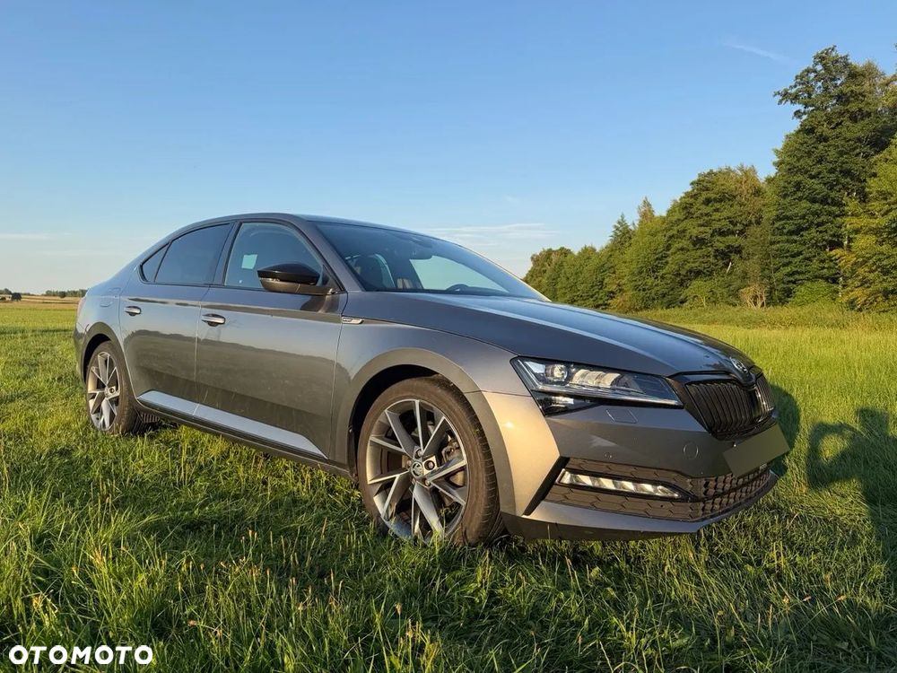 Skoda Superb 2.0 TDI SCR Sportline DSG - 20