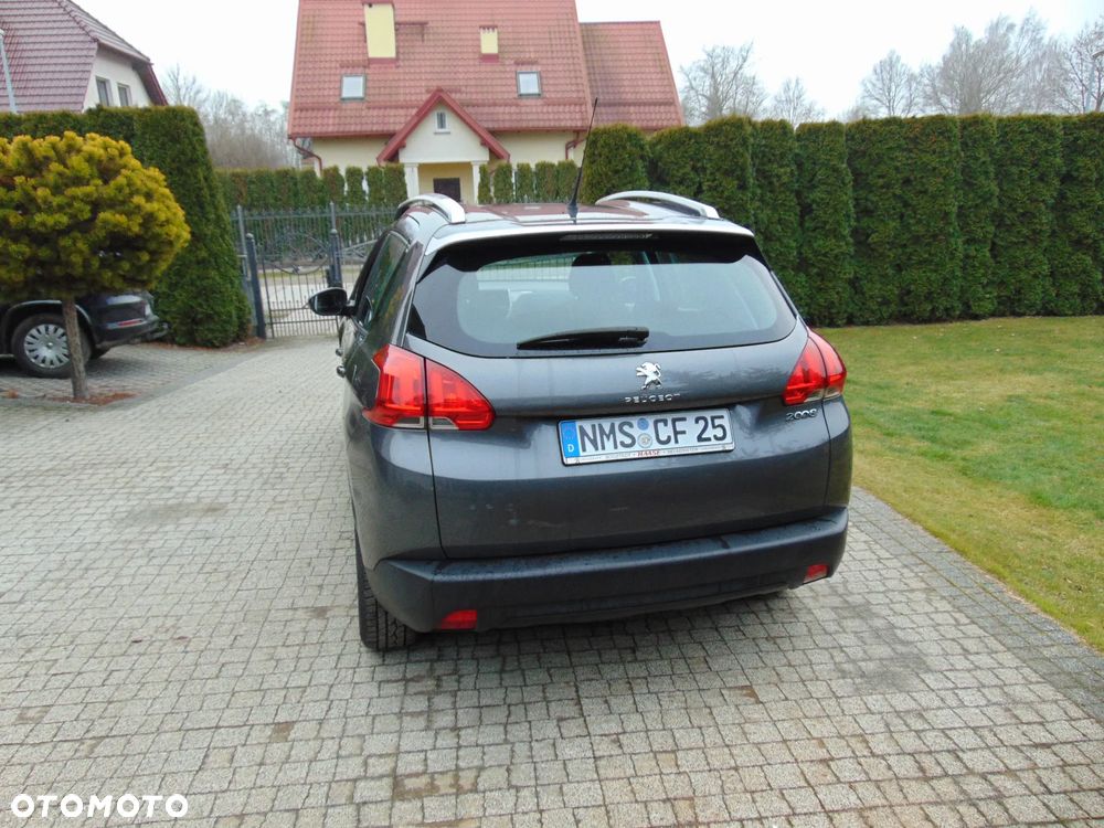 Peugeot 2008 PureTech 82 Allure - 4