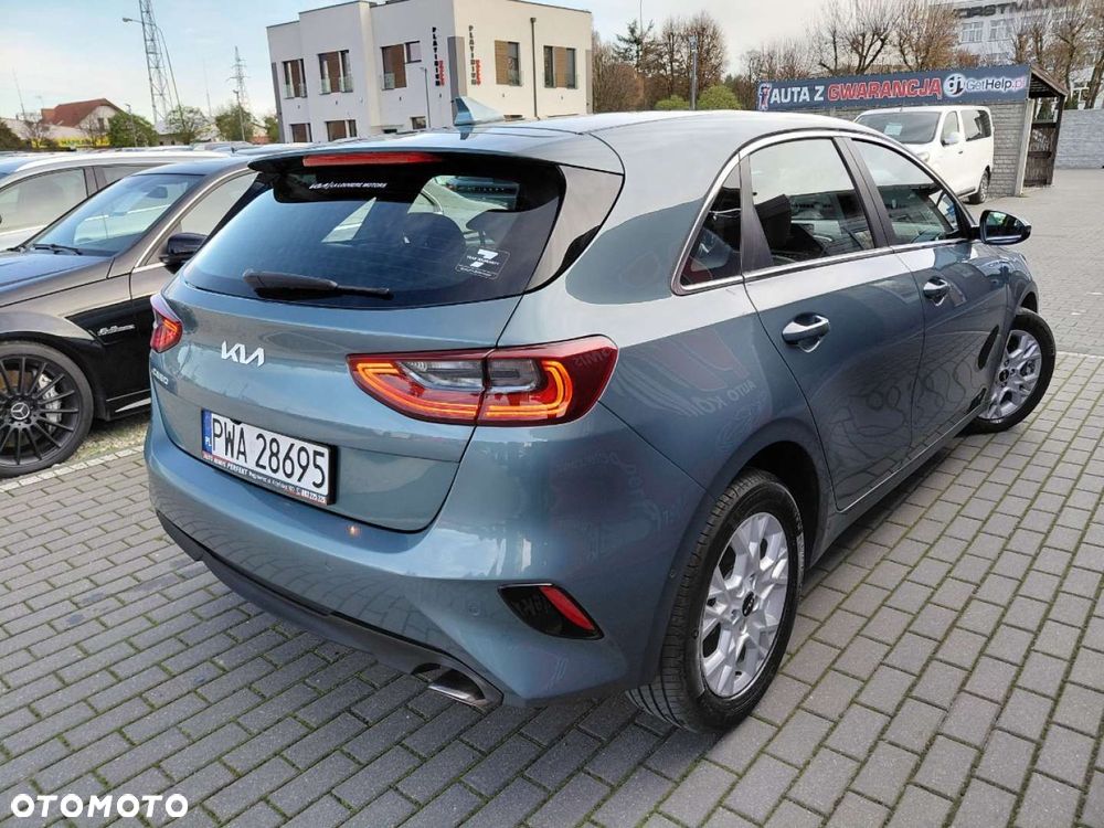 Kia Ceed - 8