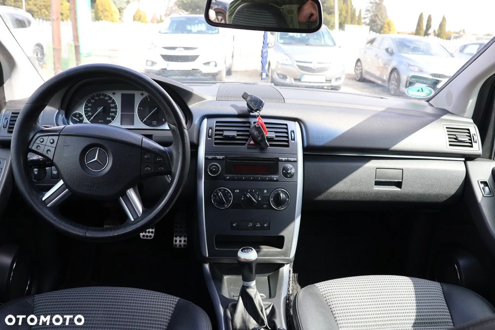 Mercedes-Benz Klasa B 200 CDI - 6