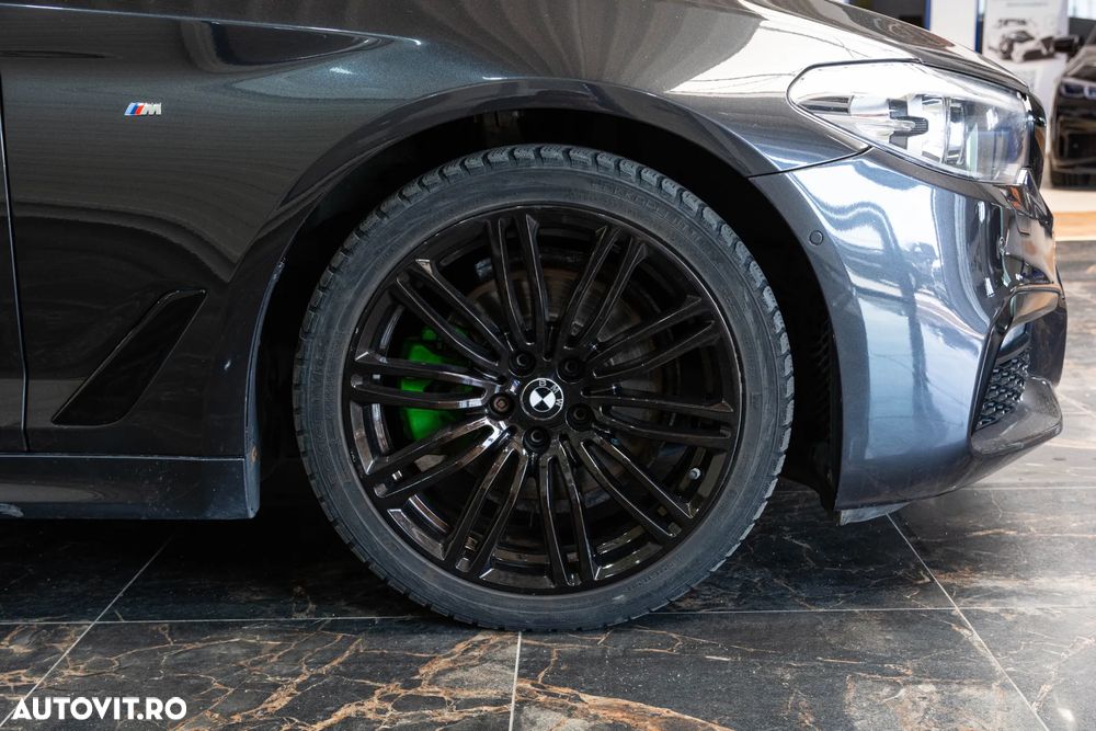 BMW Seria 5 520d xDrive Aut. M Sport Edition - 14