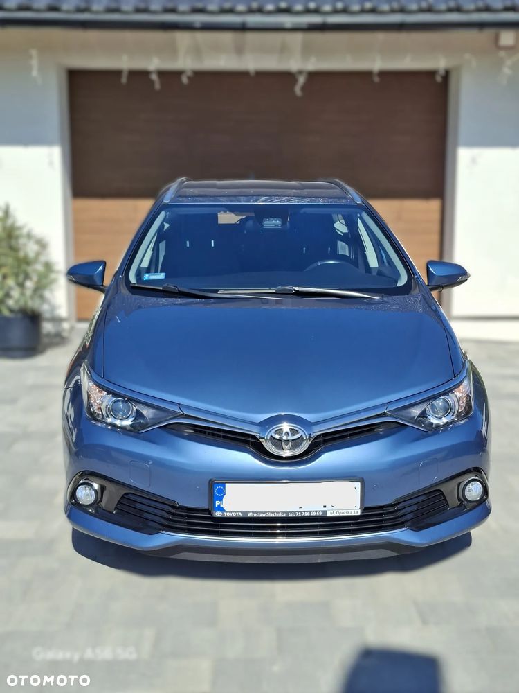 Toyota Auris 1.4 D-4D Premium Comfort - 3