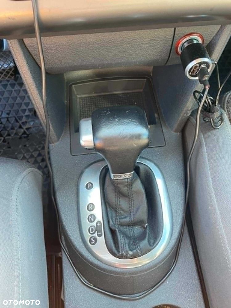 Volkswagen Touran - 7