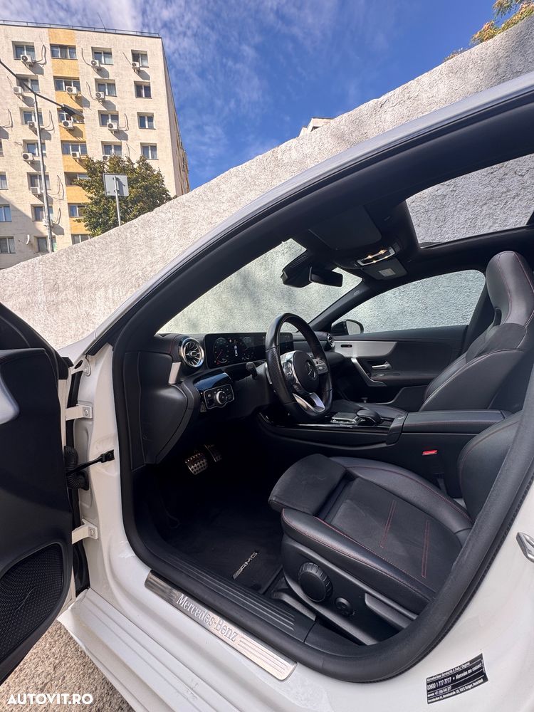 Mercedes-Benz CLA 200 7G-DCT AMG Line - 9