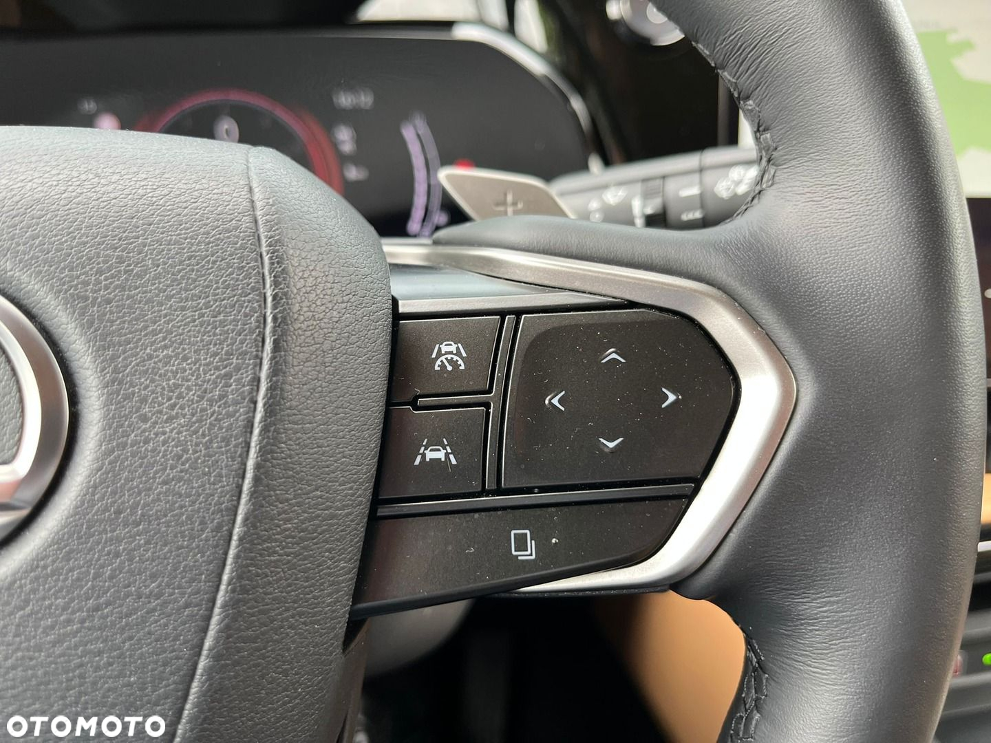 Lexus NX - 25