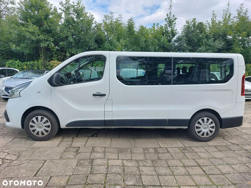 Renault Trafic - 2