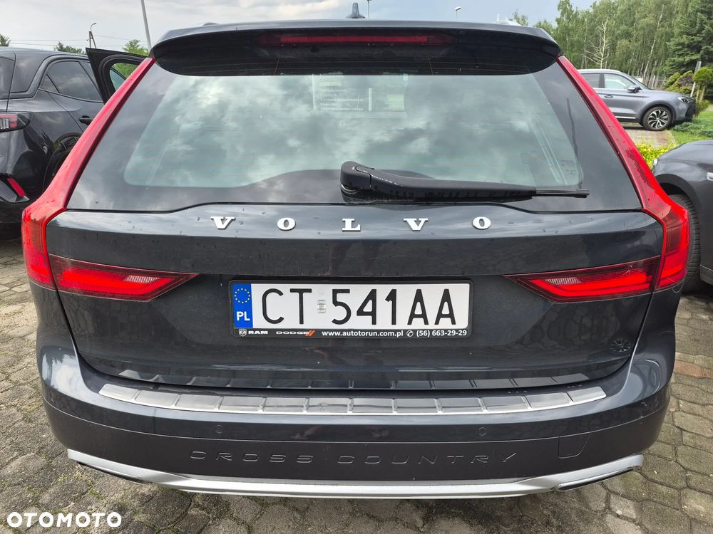 Volvo V90 D5 SCR AWD Momentum Pro - 13