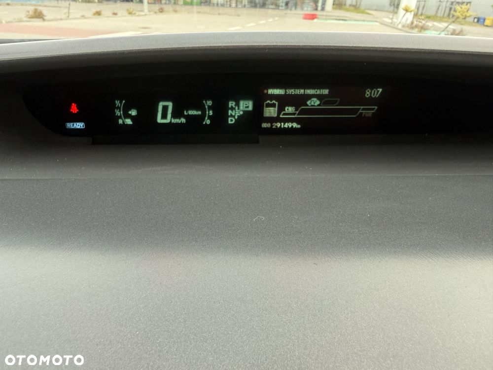 Toyota Prius - 16