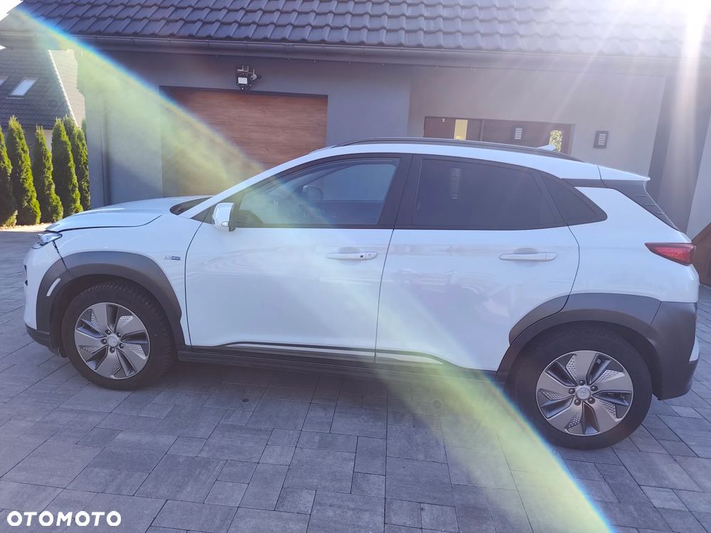 Hyundai Kona - 3