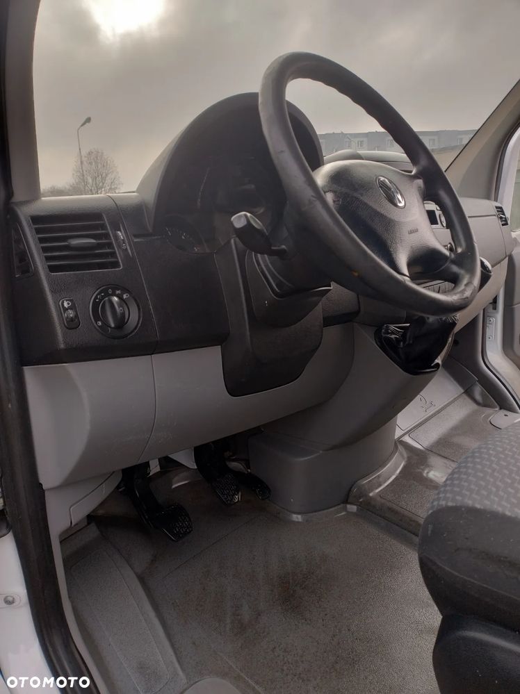 Volkswagen Crafter - 32