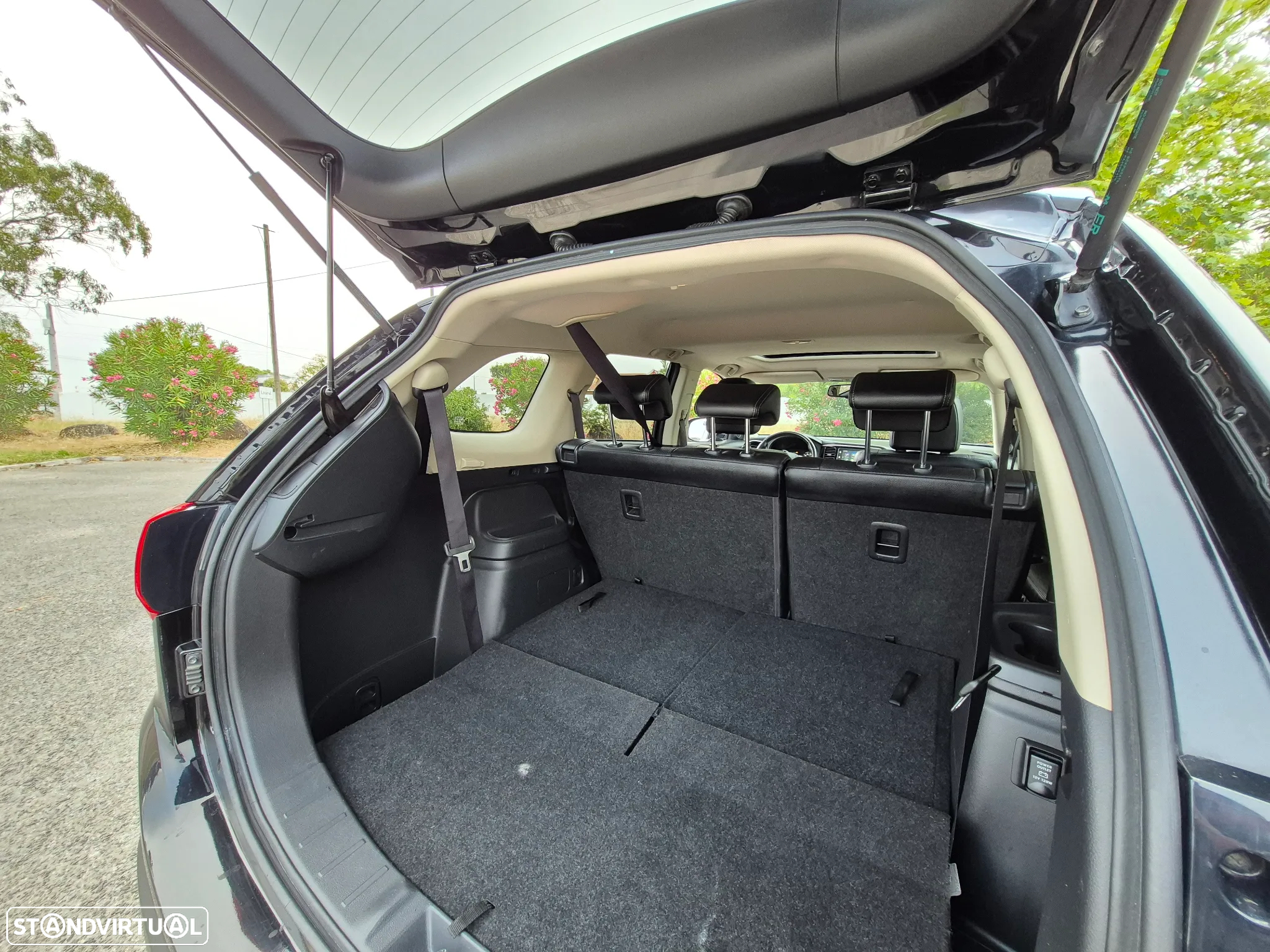 Mitsubishi Outlander 2.2 DI-D Instyle Navi - 12