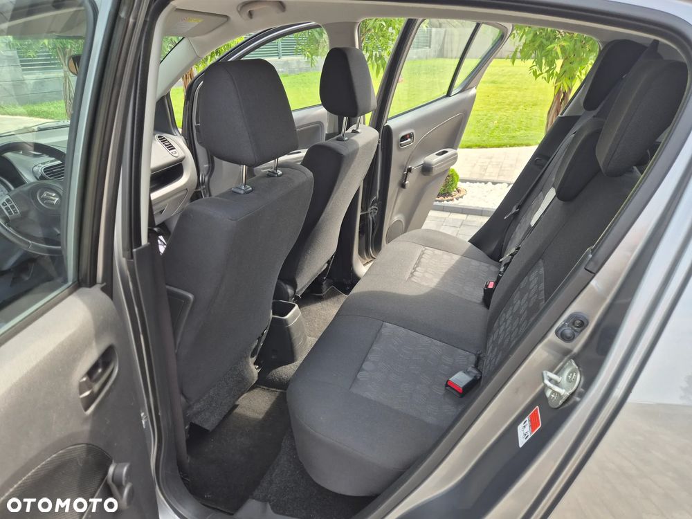 Suzuki Splash 1.0 Comfort - 18