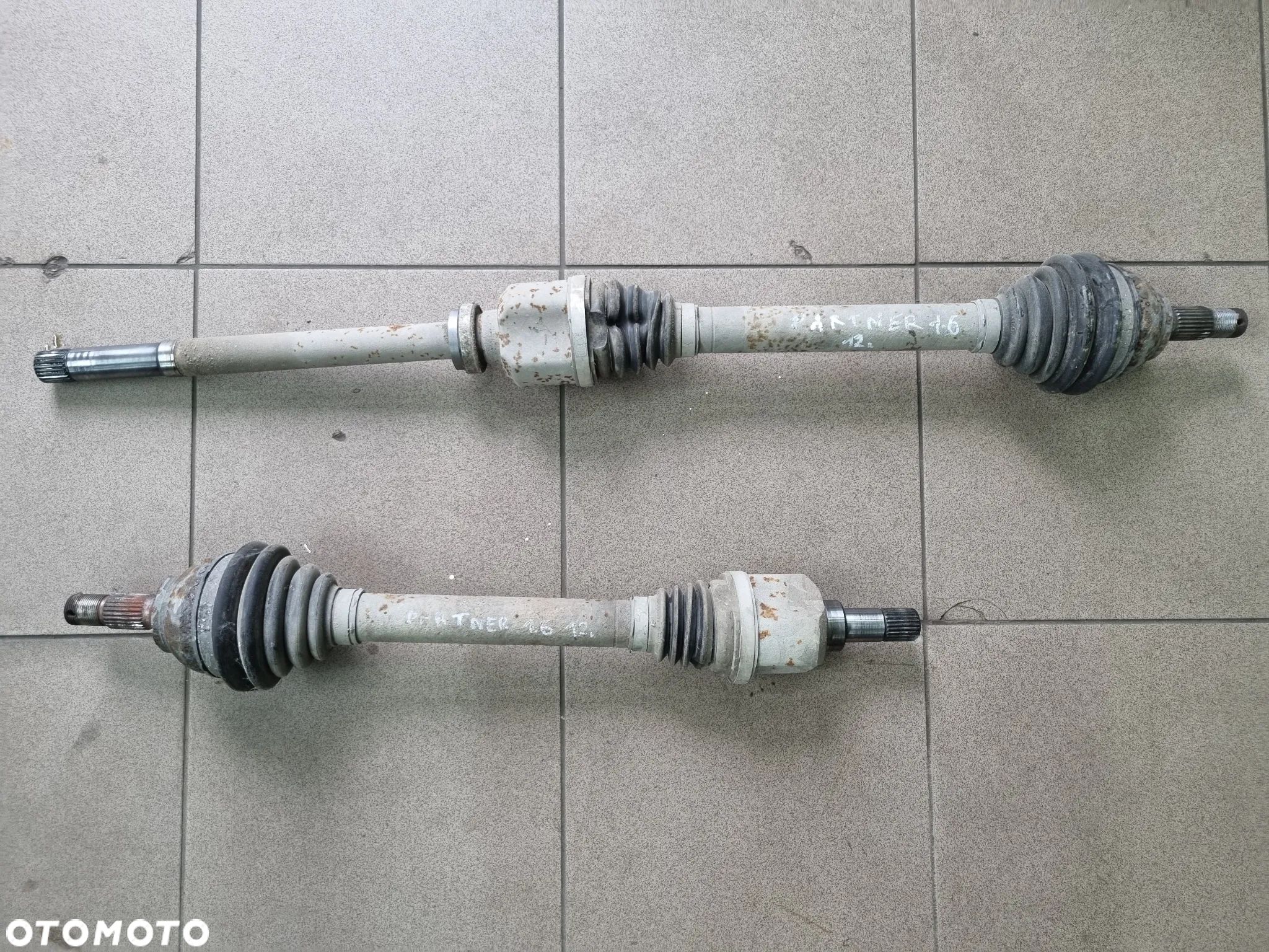 PÓŁOŚ LEWA PRAWA KRÓTKA DŁUGA PARTNER BERLINGO III 1.6 HDI 08r.+ - 1