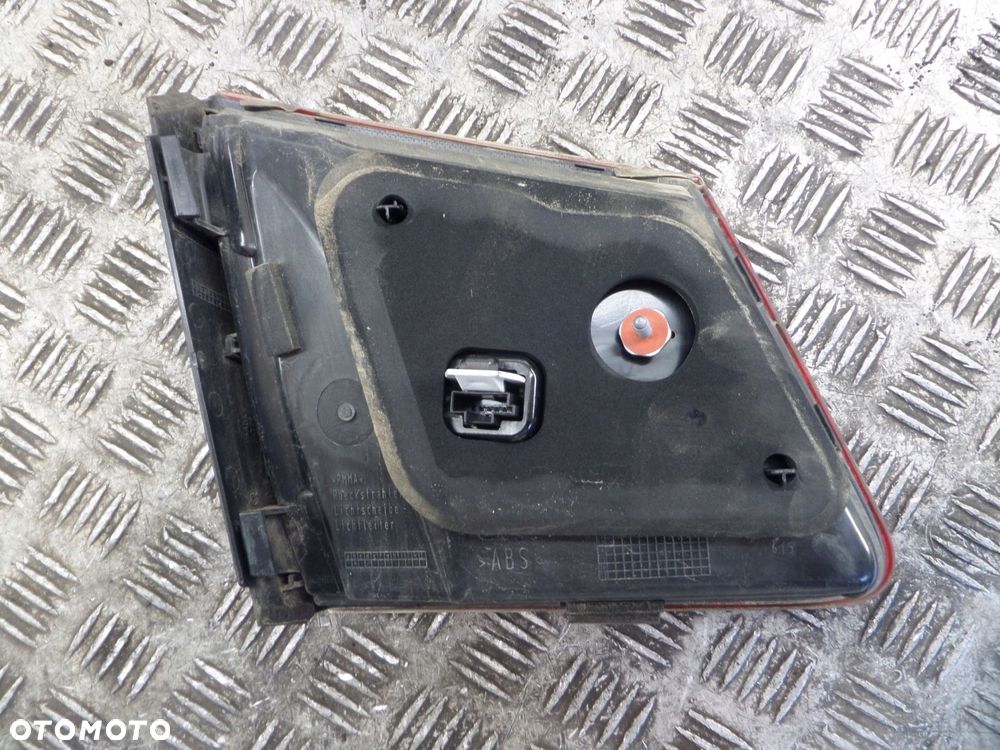 lampa tył prawa mercedes e klasa w212 kombi lift a2129062203 - 3