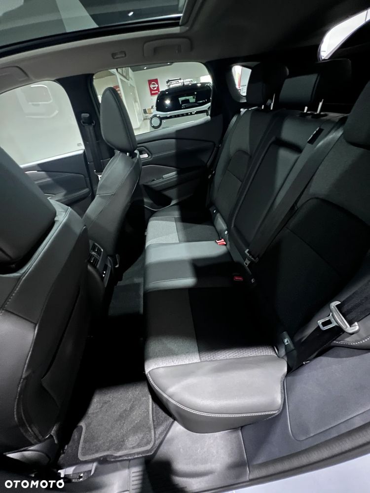 Nissan Qashqai 1.3 DIG-T mHEV N-Connecta Xtronic - 12