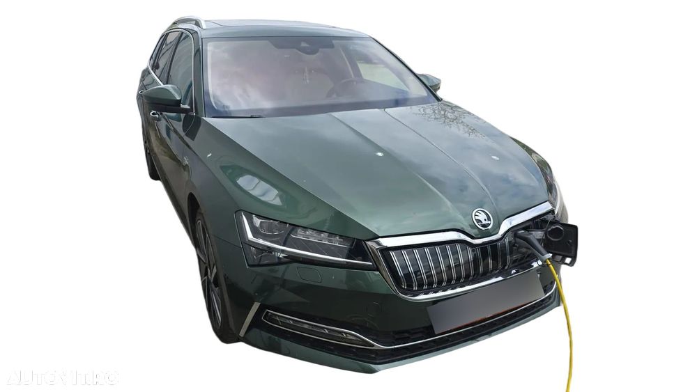 Skoda Superb - 1
