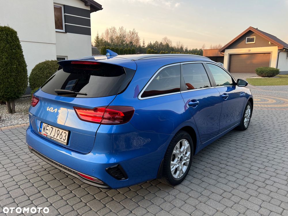 Kia Ceed ver-1-6-crdi-scr-l-business-line-dct - 6