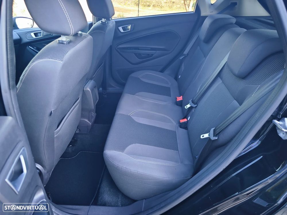 Ford Fiesta 1.5 TDCi Titanium - 6