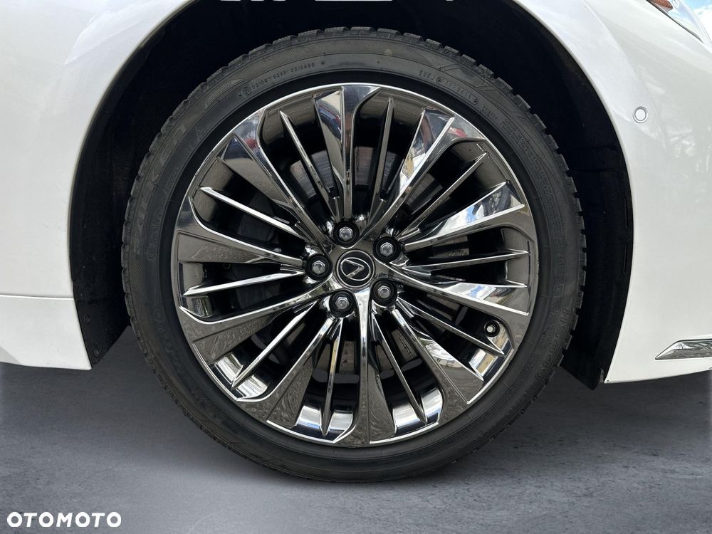 Lexus LS - 25