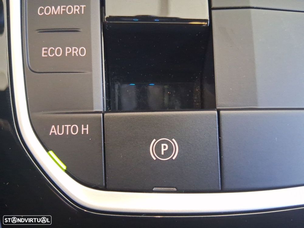 BMW iX3 M Sport Impressive - 25