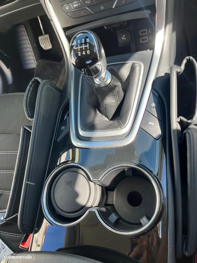 Ford Galaxy 2.0 TDCi Titanium Edtition - 9